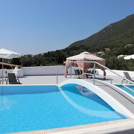 LOUKIA's 5 Paramonas (Corfu)